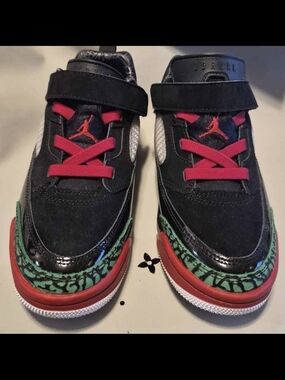Jordan Spizike Low Size 13y